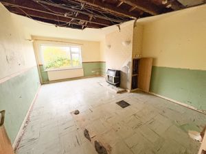 Photo 8- click for photo gallery